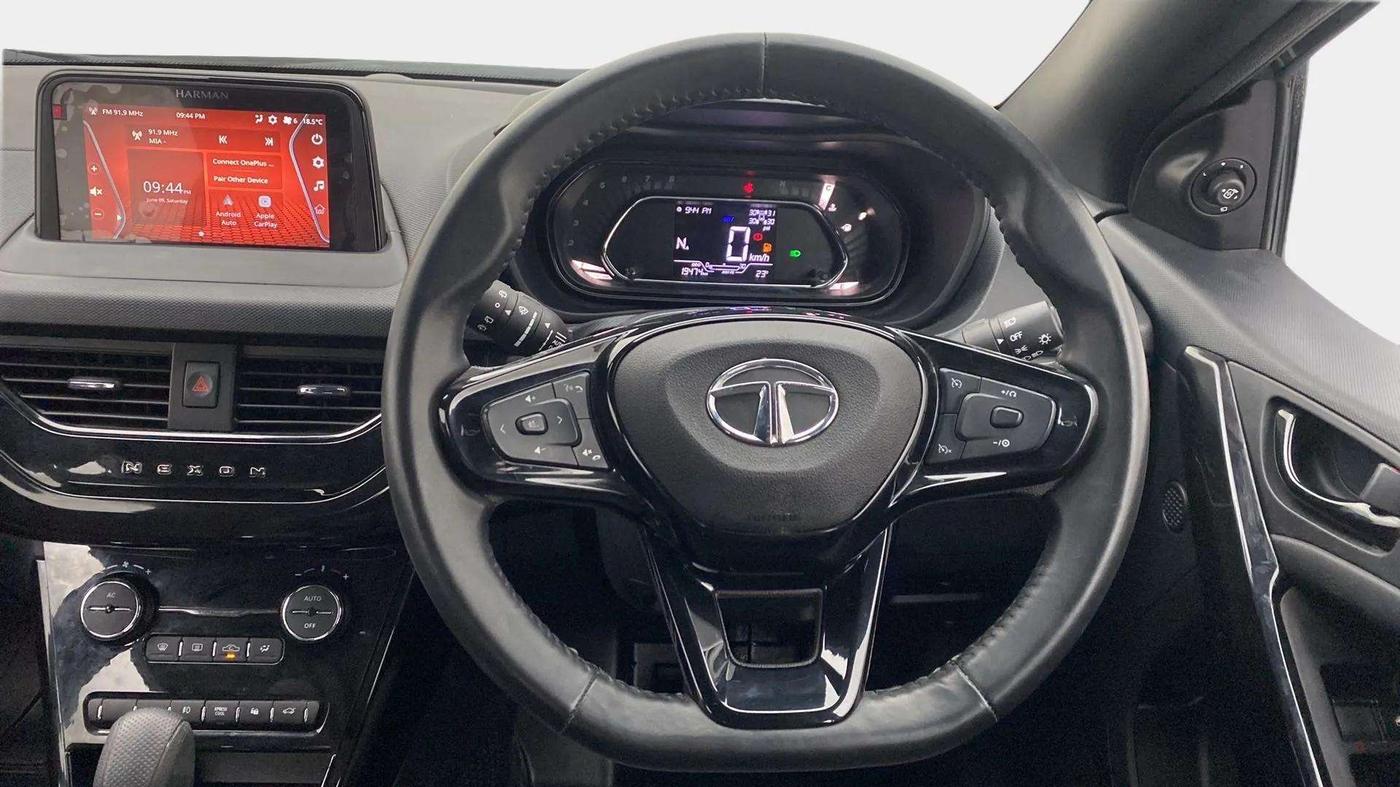 2021 Tata NEXON XZA PLUS (O) PETROL DARK EDITION, Petrol, Automatic, 19,473 km, Steering Wheel Close Up