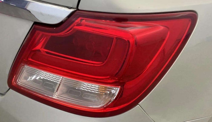 2019 Maruti Dzire LXI, Petrol, Manual, 7,473 km, Right tail light - Minor damage