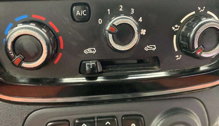 2015 Renault Kwid RXT 0.8, Petrol, Manual, 71,296 km, Dashboard - Air Re-circulation knob is not working