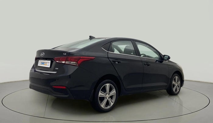 2018 Hyundai Verna 1.6 VTVT SX, Petrol, Manual, 38,173 km, Right Back Diagonal