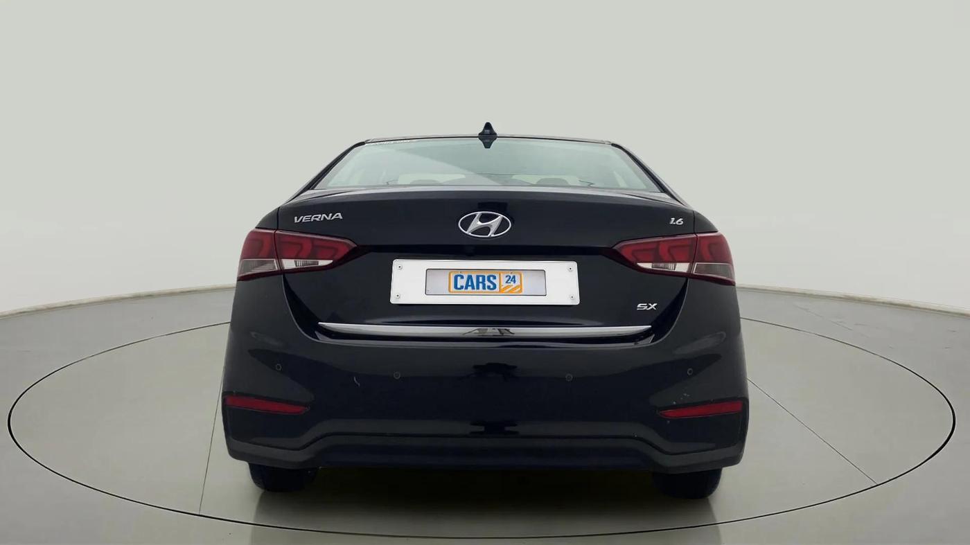 2018 Hyundai Verna 1.6 VTVT SX, Petrol, Manual, 38,173 km, Back/Rear