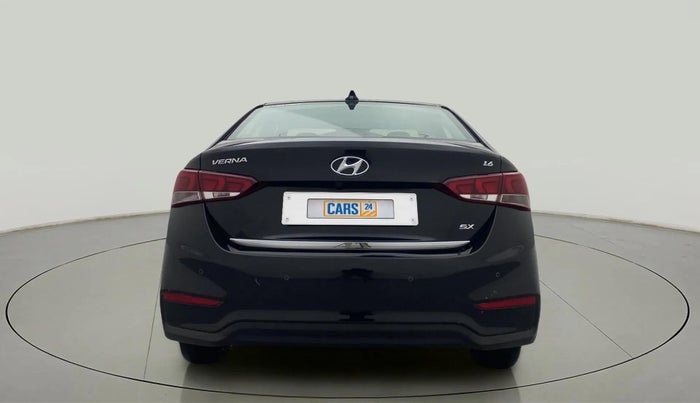 2018 Hyundai Verna 1.6 VTVT SX, Petrol, Manual, 38,173 km, Back/Rear
