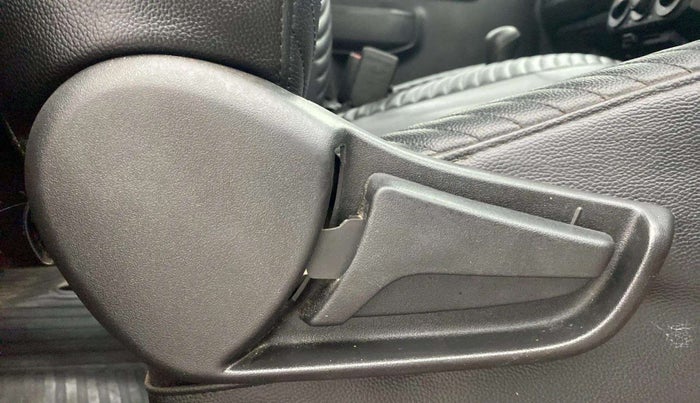 2020 Maruti S PRESSO VXI PLUS AMT, Petrol, Automatic, 70,849 km, Driver Side Adjustment Panel