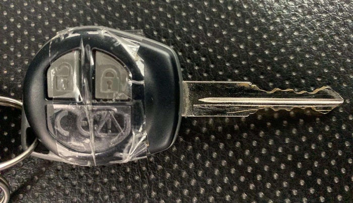 2020 Maruti S PRESSO VXI PLUS AMT, Petrol, Automatic, 70,849 km, Key Close Up