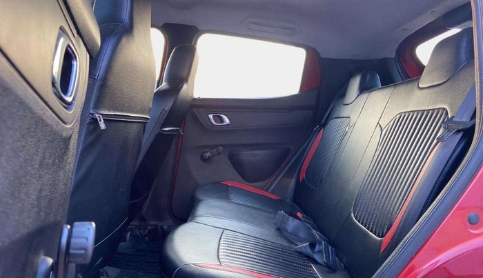 2019 Renault Kwid RXT 0.8 (O), Petrol, Manual, 68,995 km, Right Side Rear Door Cabin
