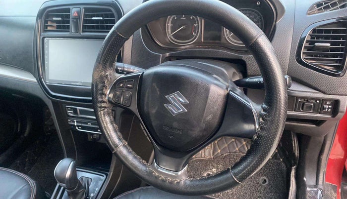 2019 Maruti Vitara Brezza ZDI AMT, Diesel, Automatic, 88,956 km, Steering wheel - Sound system control not functional