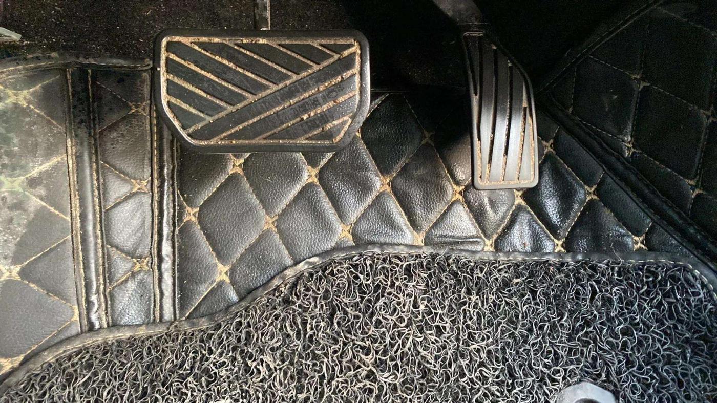 2019 Maruti Vitara Brezza ZDI AMT, CNG, Automatic, 88,956 km, Pedals