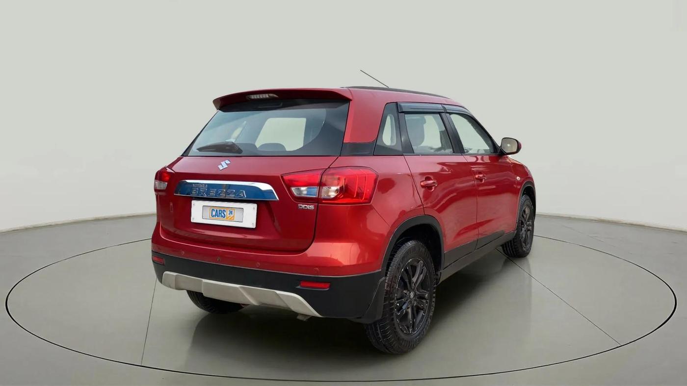2019 Maruti Vitara Brezza ZDI AMT, CNG, Automatic, 88,956 km, Right Back Diagonal