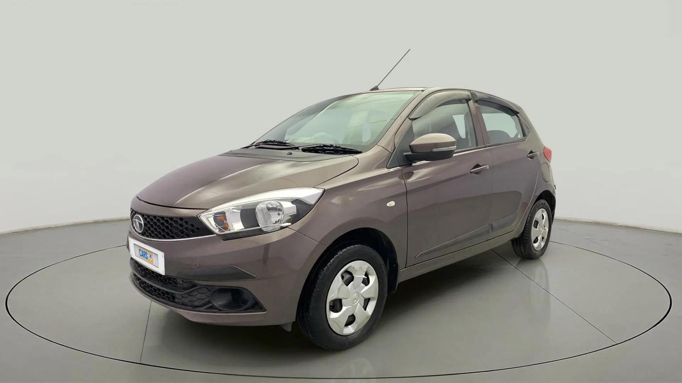 2018 Tata Tiago XT PETROL, Petrol, Manual, 18,892 km, Left Front Diagonal