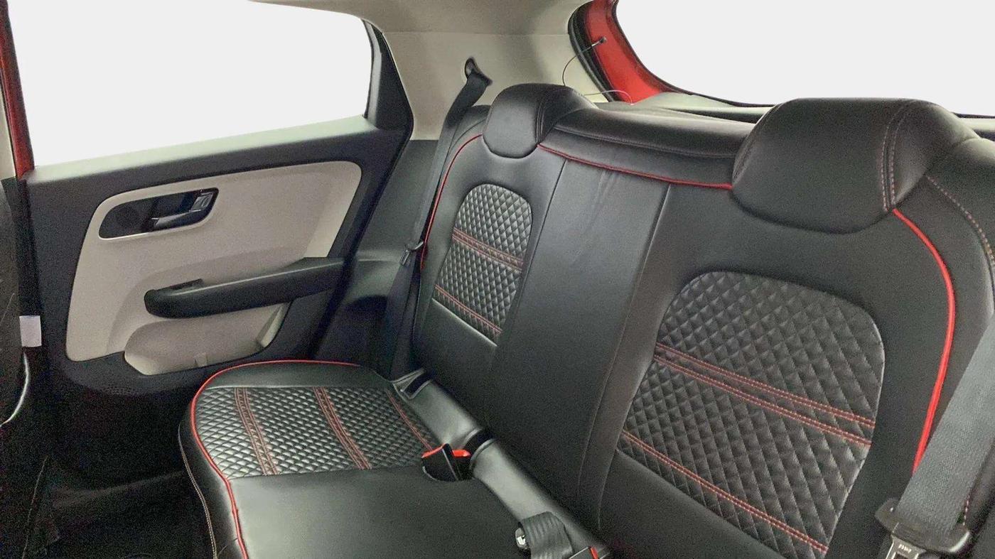 2021 Tata ALTROZ XT I-TURBO PETROL, Petrol, Manual, 21,800 km, Right Side Rear Door Cabin