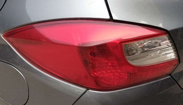 2018 Tata Tiago XZ PETROL, Petrol, Manual, 40,723 km, Left tail light - Minor scratches