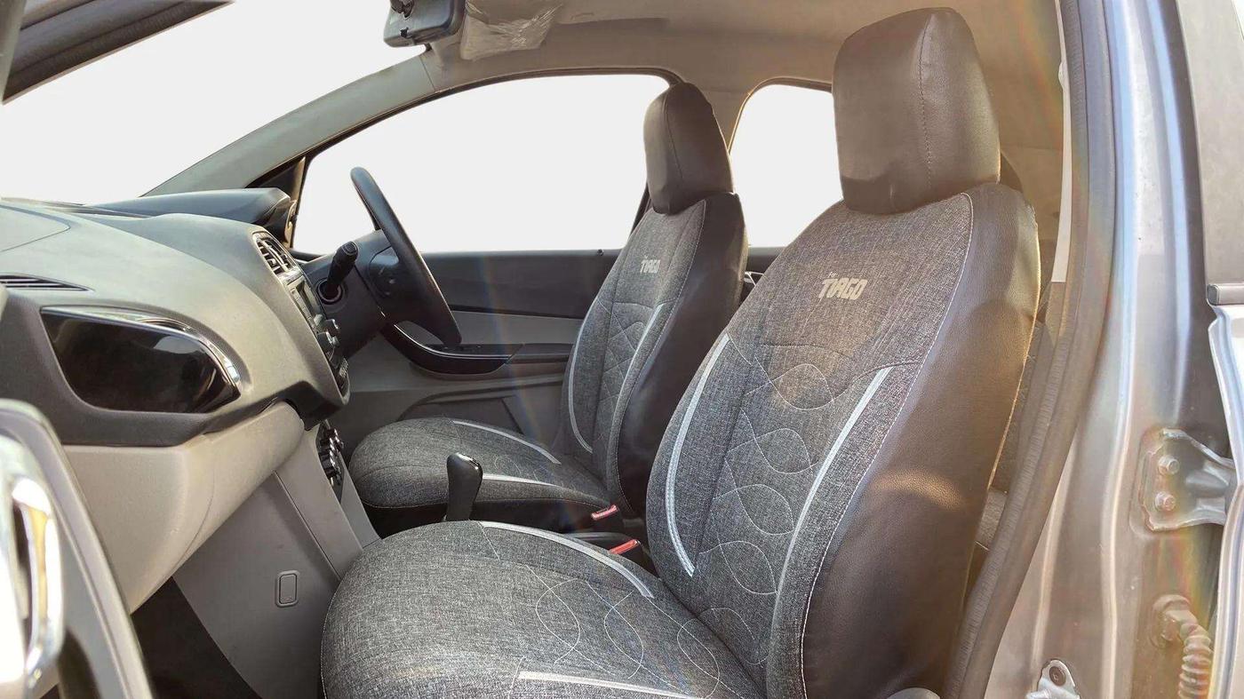2018 Tata Tiago XZ PETROL, Petrol, Manual, 40,770 km, Right Side Front Door Cabin