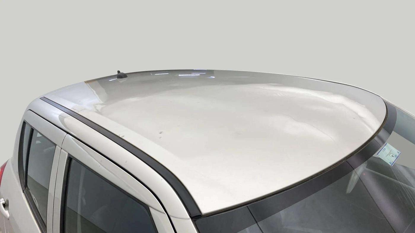 2017 Maruti Swift LXI (O), Petrol, Manual, 13,693 km, Roof