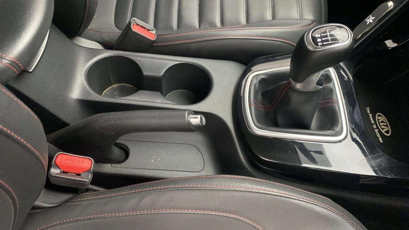 2019 KIA SELTOS GTK 1.4 PETROL, Petrol, Manual, 31,368 km, Gear Lever