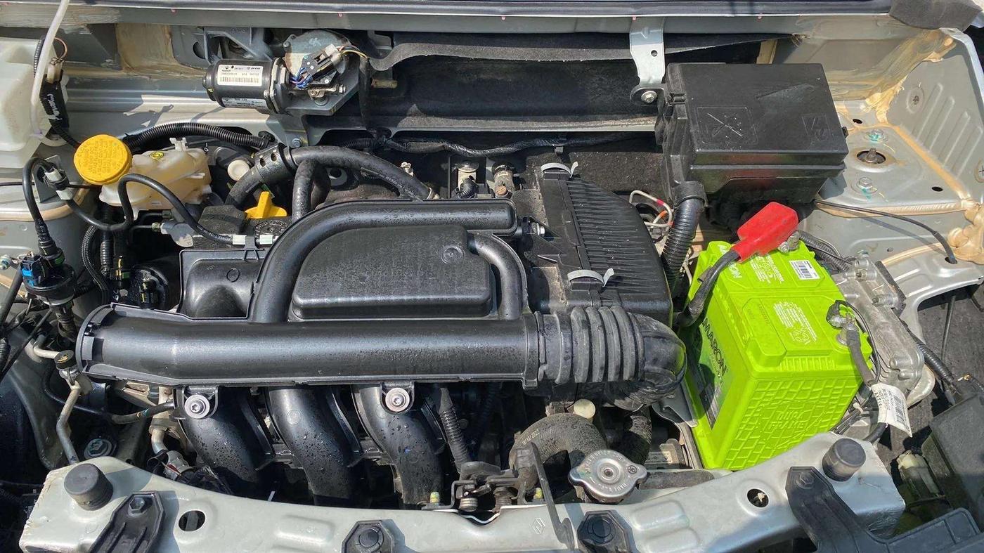2022 Renault Kwid RXT 1.0 AMT, Petrol, Automatic, 27,076 km, Open Bonet