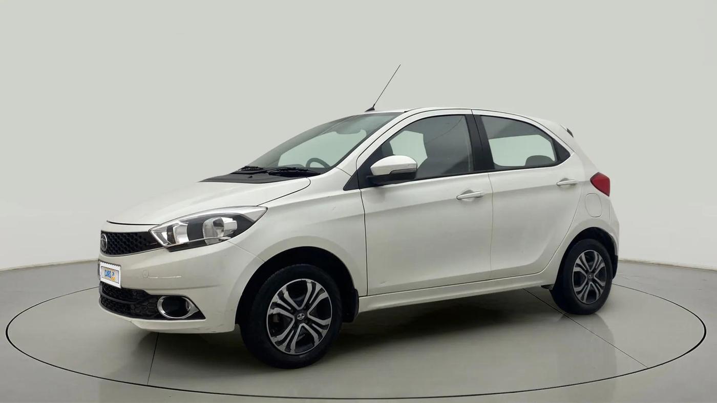 2018 Tata Tiago XZA PETROL, Petrol, Automatic, 32,231 km, Left Front Diagonal