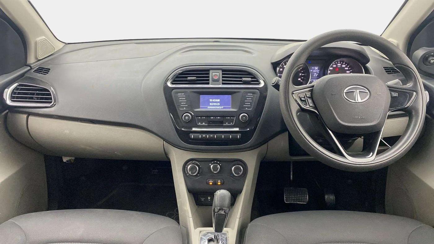 2018 Tata Tiago XZA PETROL, Petrol, Automatic, 32,231 km, Dashboard