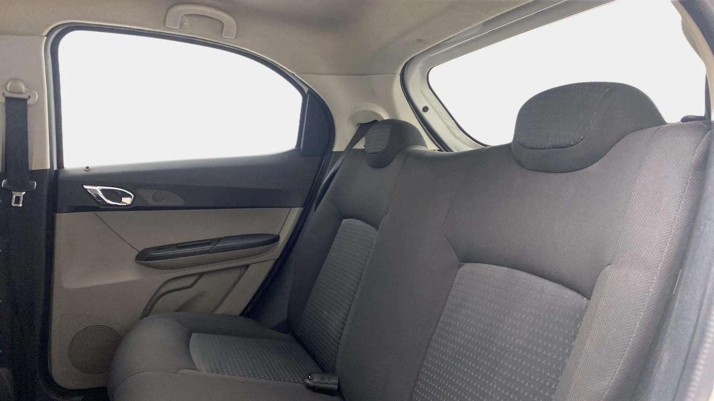 2018 Tata Tiago XZA PETROL, Petrol, Automatic, 32,231 km, Right Side Rear Door Cabin