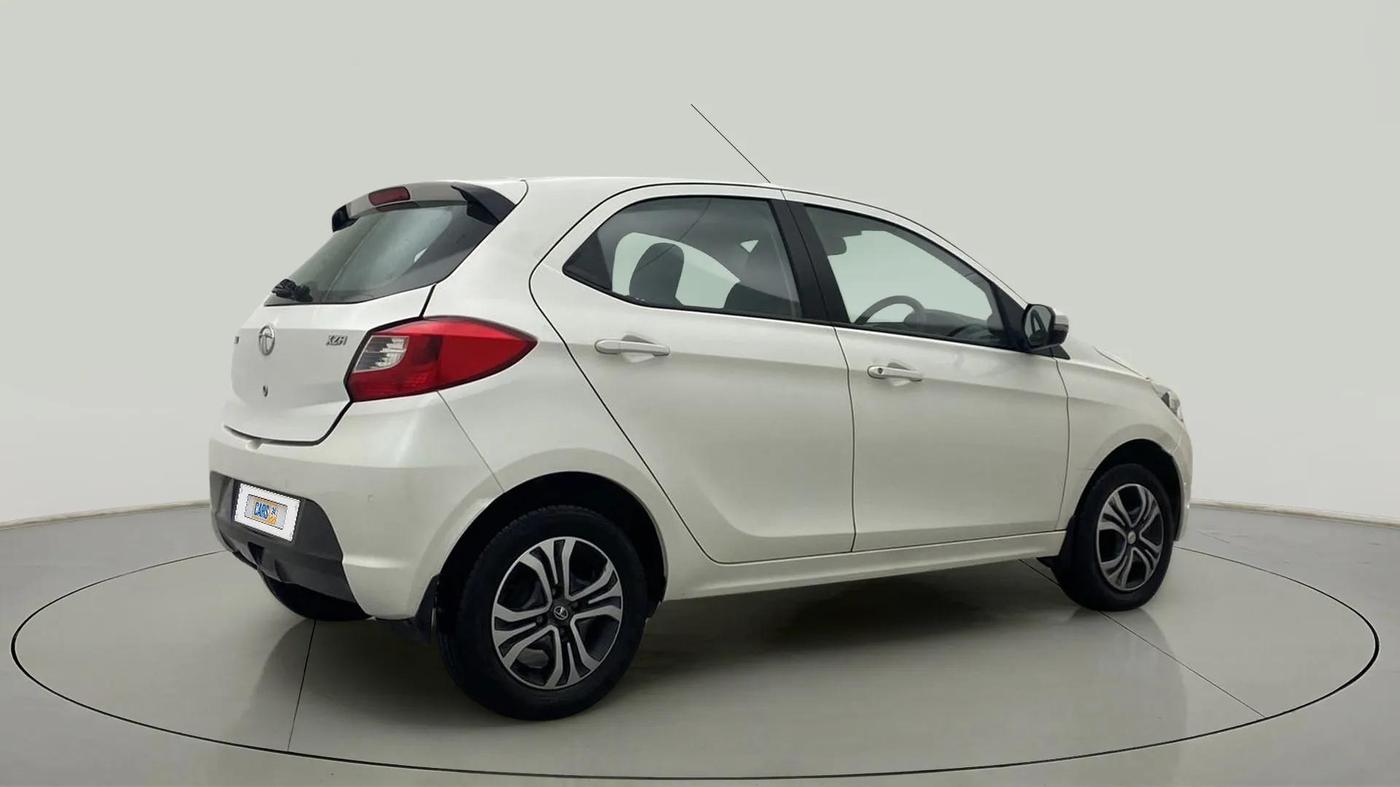 2018 Tata Tiago XZA PETROL, Petrol, Automatic, 32,231 km, Right Back Diagonal