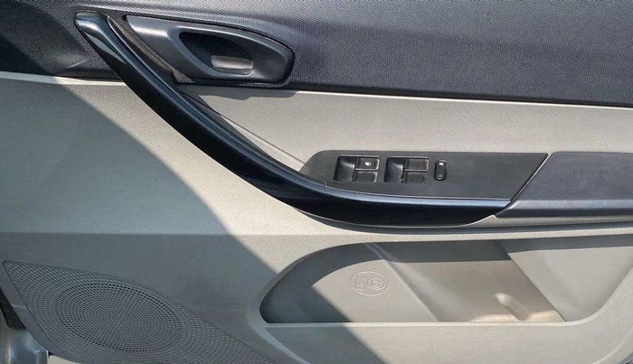 2019 Tata Tiago XM PETROL, Petrol, Manual, 36,749 km, Driver Side Door Panels Control