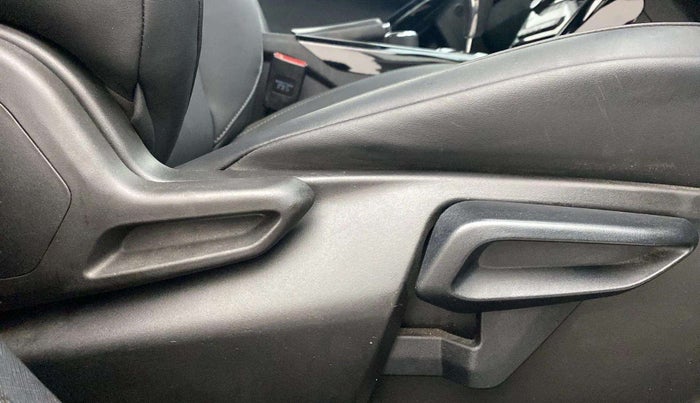 2022 Tata NEXON XZA PLUS (O) PETROL DARK EDITION, Petrol, Automatic, 19,818 km, Driver Side Adjustment Panel