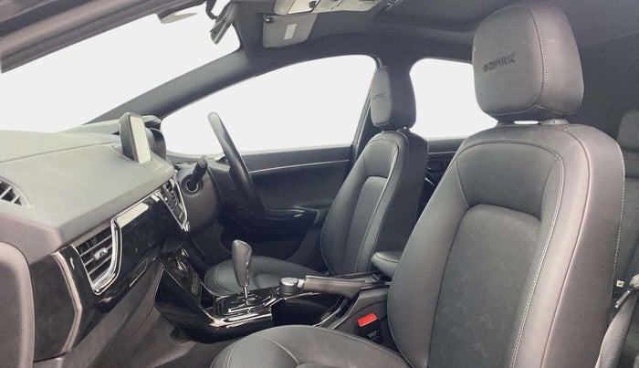 2022 Tata NEXON XZA PLUS (O) PETROL DARK EDITION, Petrol, Automatic, 19,818 km, Right Side Front Door Cabin