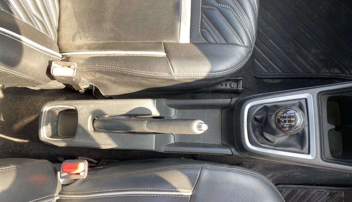 2019 Maruti Swift VXI, Petrol, Manual, 75,391 km, Gear Lever