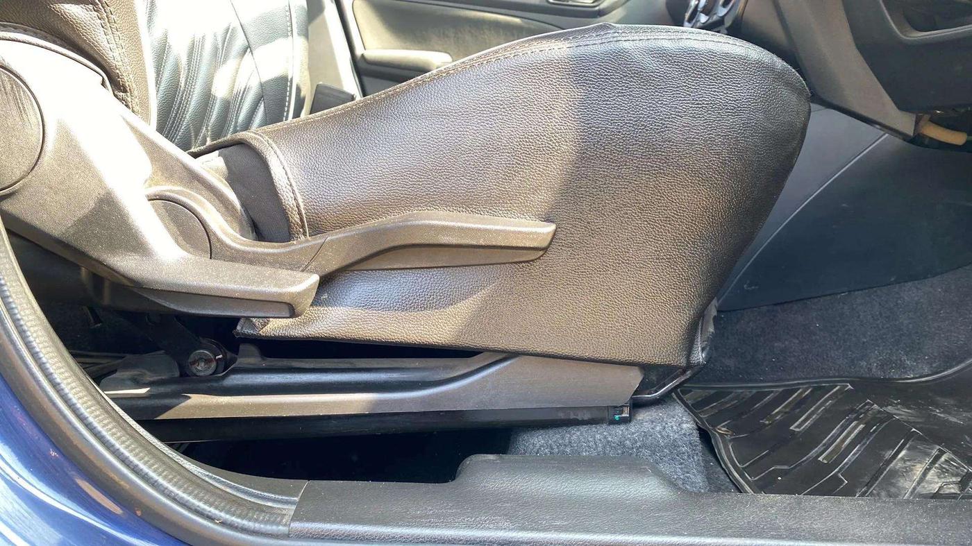 2019 Maruti Swift VXI, Petrol, Manual, 75,391 km, Driver Side Adjustment Panel