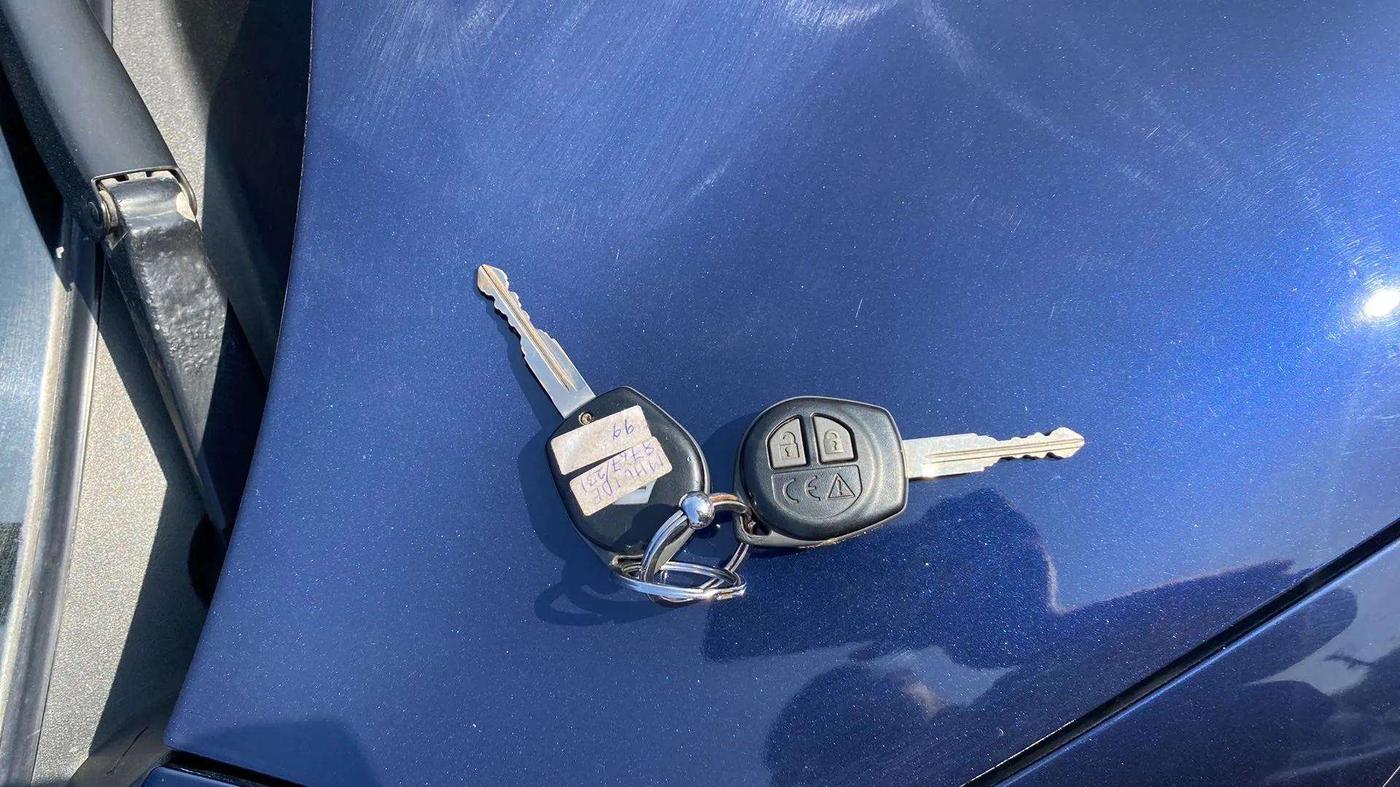 2019 Maruti Swift VXI, Petrol, Manual, 75,391 km, Key Close Up