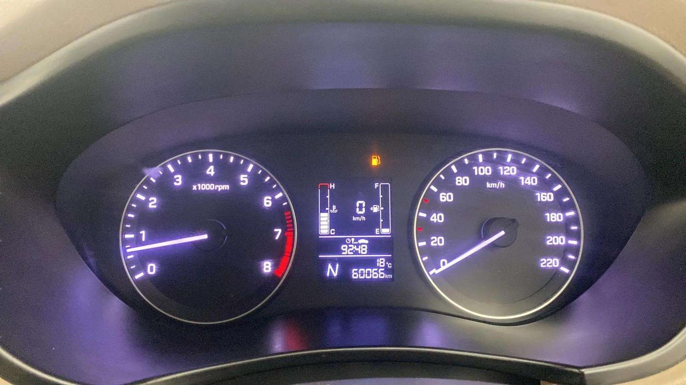2016 Hyundai Elite i20 MAGNA 1.4 AT, Petrol, Automatic, 60,060 km, Odometer Image