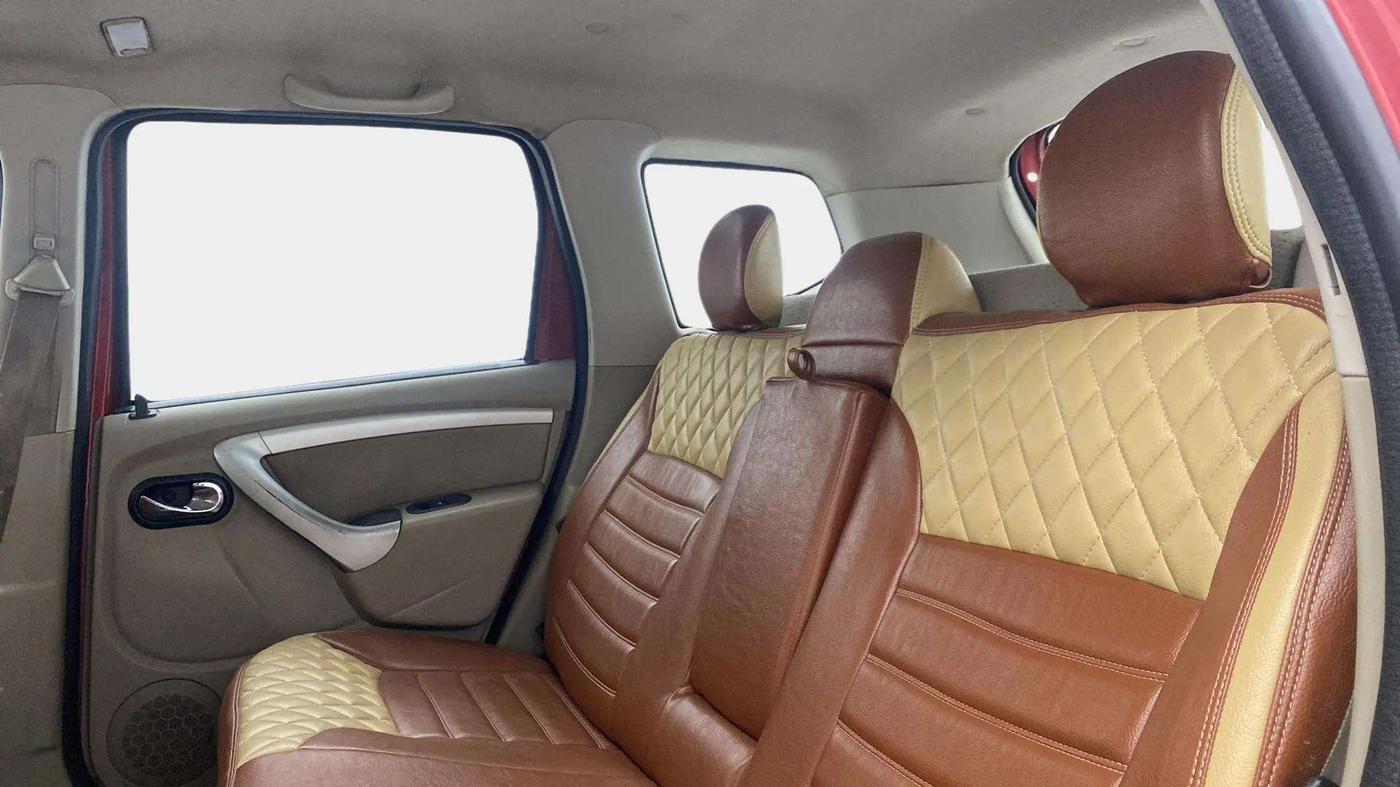 2014 Nissan Terrano XL (D), Diesel, Manual, 96,463 km, Right Side Rear Door Cabin
