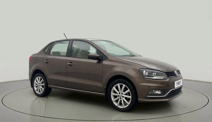 2017 Volkswagen Ameo HIGHLINE PLUS 1.5L AT 16 ALLOY, Diesel, Automatic, 30,160 km, Right Front Diagonal