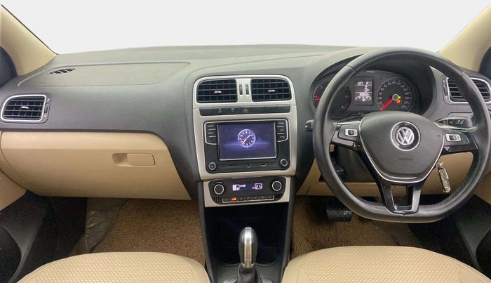 2017 Volkswagen Ameo HIGHLINE PLUS 1.5L AT 16 ALLOY, Diesel, Automatic, 30,160 km, Dashboard