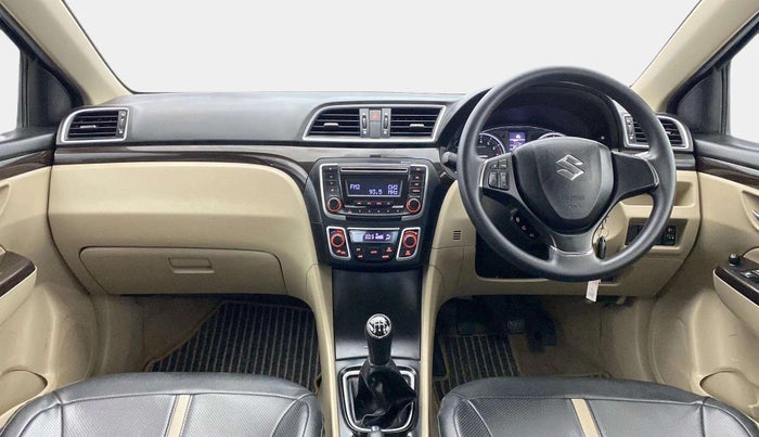 2018 Maruti Ciaz DELTA 1.4 MT PETROL, Petrol, Manual, 33,254 km, Dashboard