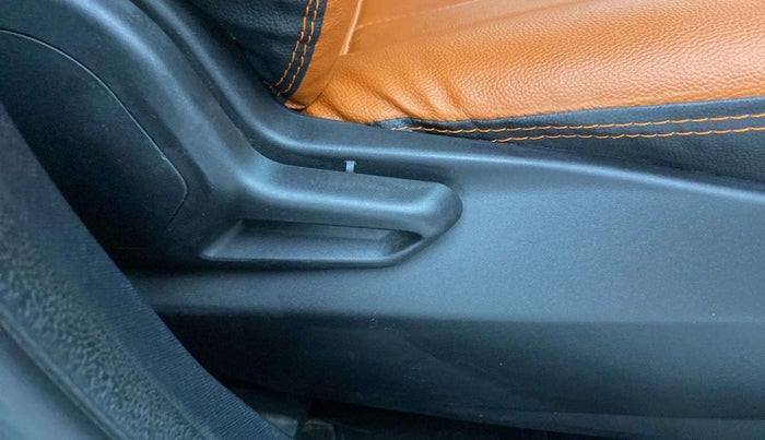 2020 Tata NEXON XZ PETROL, Petrol, Manual, 52,936 km, Driver Side Adjustment Panel