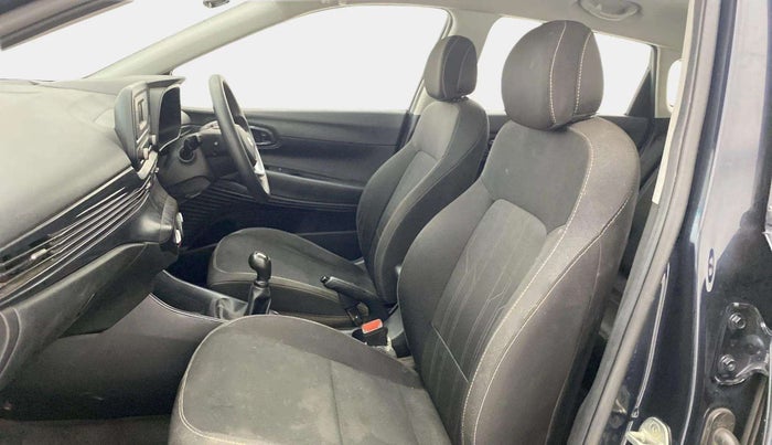 2021 Hyundai NEW I20 MAGNA 1.2 MT, Petrol, Manual, 52,038 km, Right Side Front Door Cabin