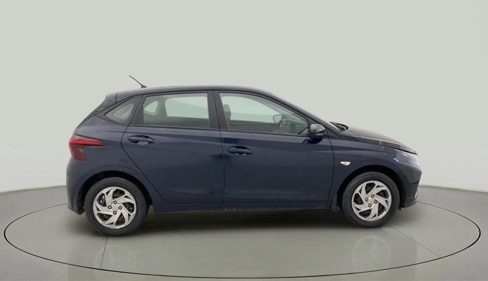 2021 Hyundai NEW I20 MAGNA 1.2 MT, Petrol, Manual, 52,038 km, Right Side View