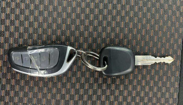 2020 Maruti S PRESSO LXI, Petrol, Manual, 26,397 km, Key Close Up