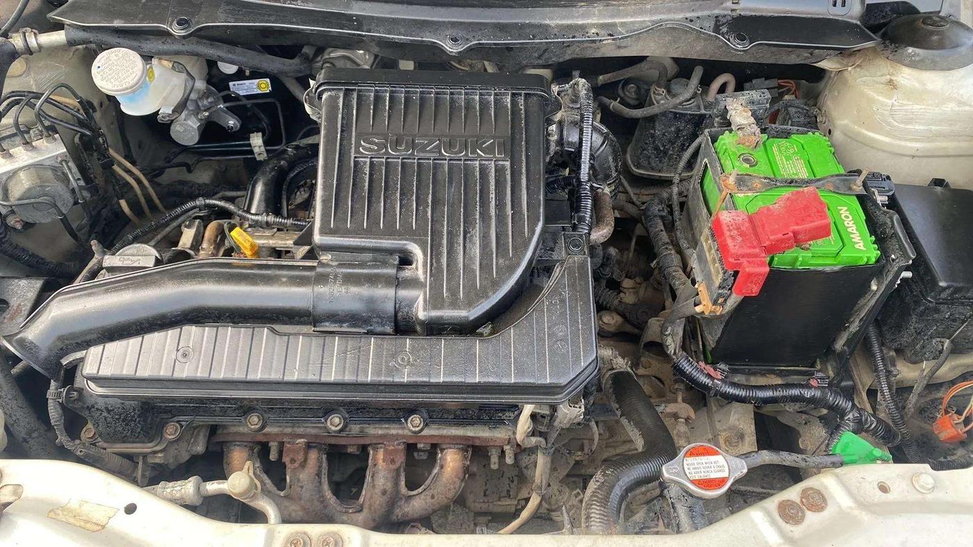2017 Maruti Swift VXI O, Petrol, Manual, 98,709 km, Open Bonet