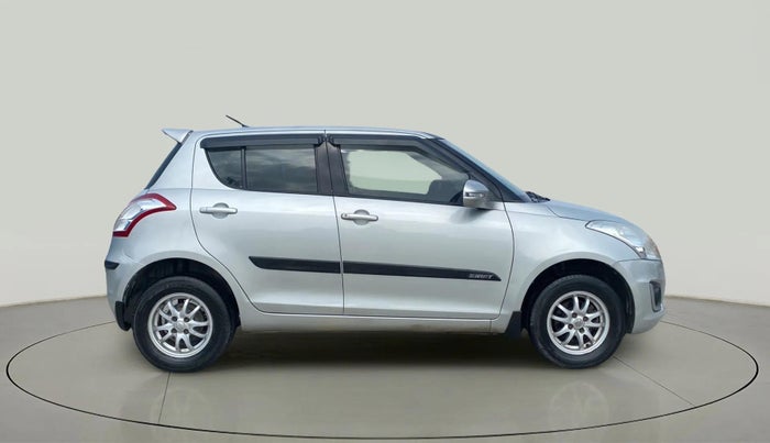 2017 Maruti Swift VXI O, Petrol, Manual, 98,709 km, Right Side