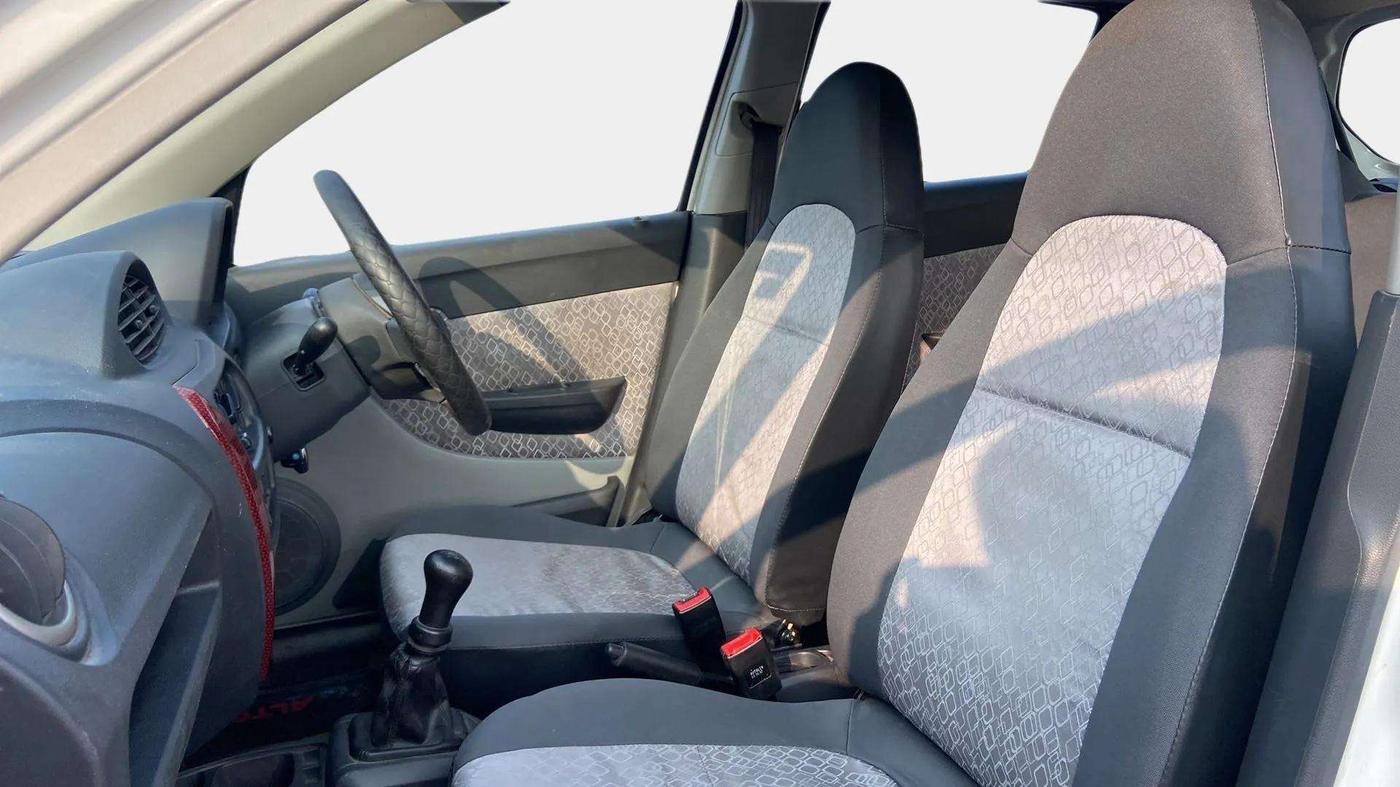 2017 Maruti Alto 800 LXI, Petrol, Manual, 33,523 km, Right Side Front Door Cabin