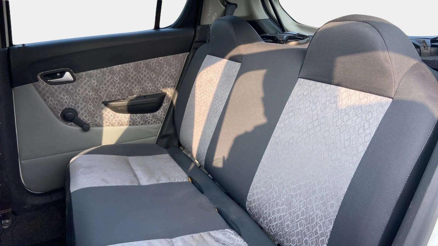 2017 Maruti Alto 800 LXI, Petrol, Manual, 33,523 km, Right Side Rear Door Cabin