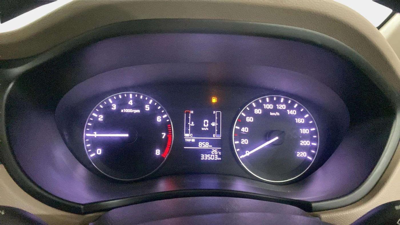 2016 Hyundai Elite i20 SPORTZ 1.2, Petrol, Manual, 33,583 km, Odometer Image