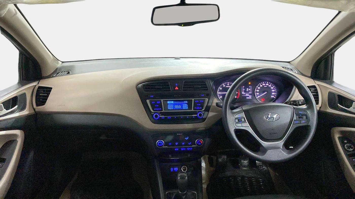 2016 Hyundai Elite i20 SPORTZ 1.2, Petrol, Manual, 33,583 km, Dashboard
