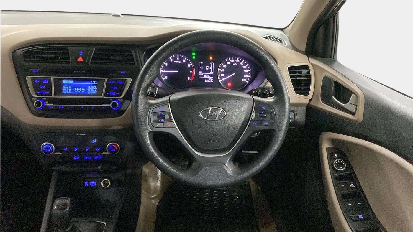 2016 Hyundai Elite i20 SPORTZ 1.2, Petrol, Manual, 33,583 km, Steering Wheel Close Up