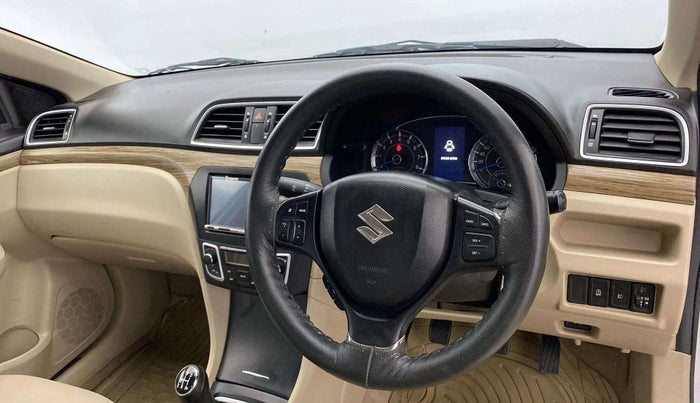 2019 Maruti Ciaz DELTA 1.5 SHVS MT PETROL, Petrol, Manual, 50,239 km, Steering wheel - Phone control not functional