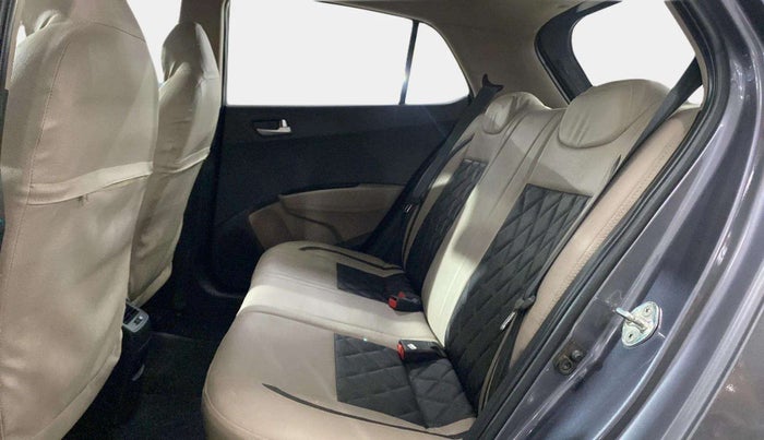 2014 Hyundai Grand i10 SPORTZ 1.2 KAPPA VTVT, Petrol, Manual, 13,976 km, Right Side Rear Door Cabin