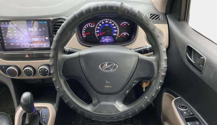 2017 Hyundai Grand i10 MAGNA AT 1.2 KAPPA VTVT, Petrol, Automatic, 34,149 km, Steering Wheel Close Up