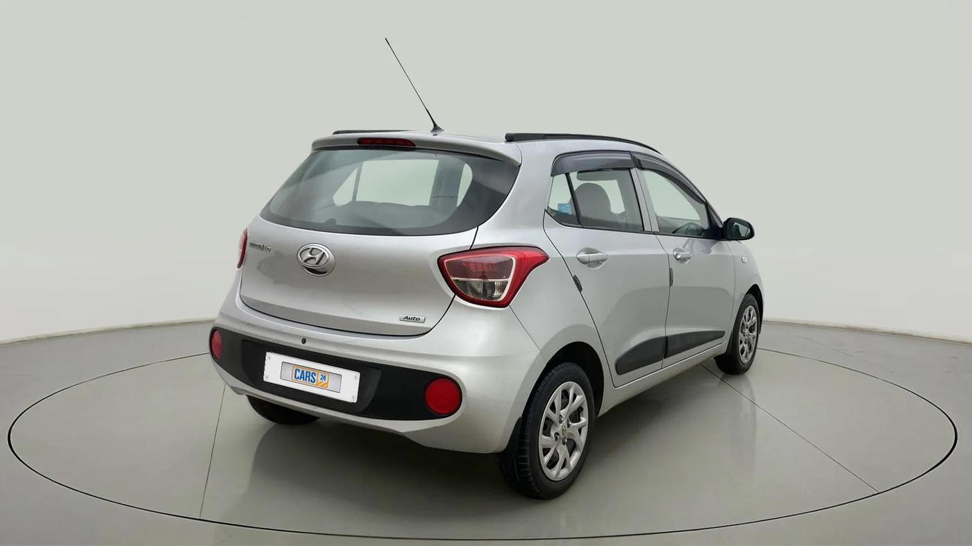 2017 Hyundai Grand i10 MAGNA AT 1.2 KAPPA VTVT, Petrol, Automatic, 34,149 km, Right Back Diagonal