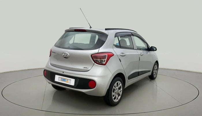 2017 Hyundai Grand i10 MAGNA AT 1.2 KAPPA VTVT, Petrol, Automatic, 34,149 km, Right Back Diagonal